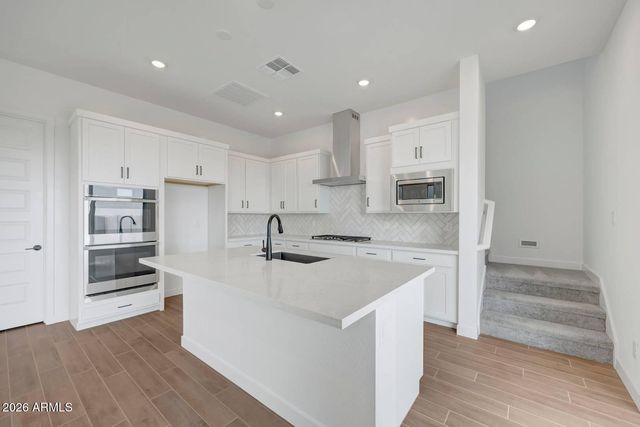 2093 E MILL Road, San Tan Valley, AZ 85140