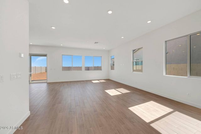 2093 E MILL Road, San Tan Valley, AZ 85140