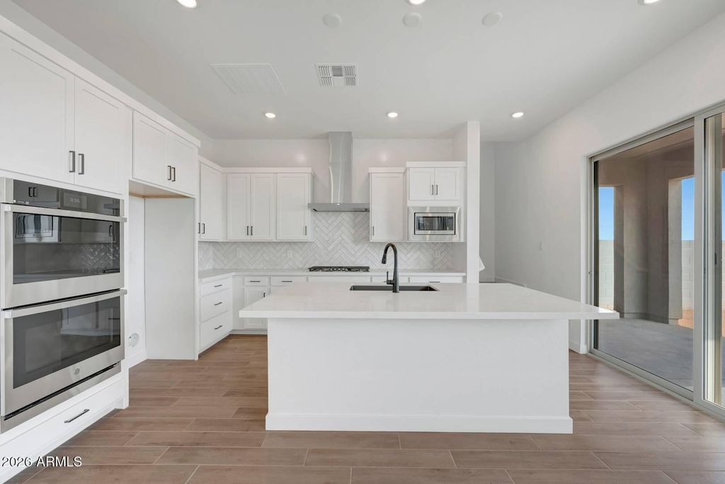 2093 E MILL Road, San Tan Valley, AZ 85140 — photo 2