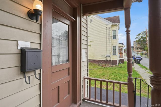 25 Conklin Street, Poughkeepsie, NY 12601