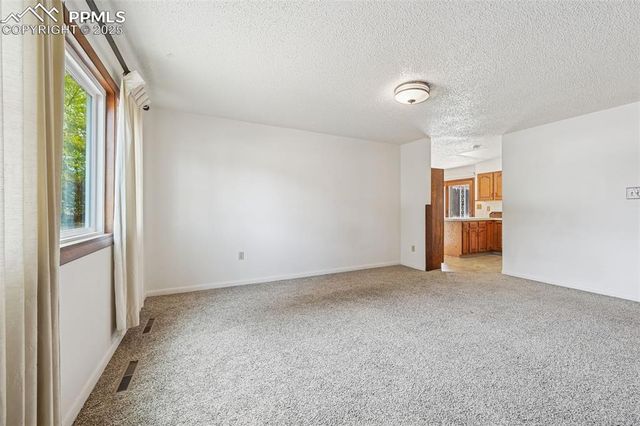 323 Maplewood Drive, Colorado Springs, CO 80907