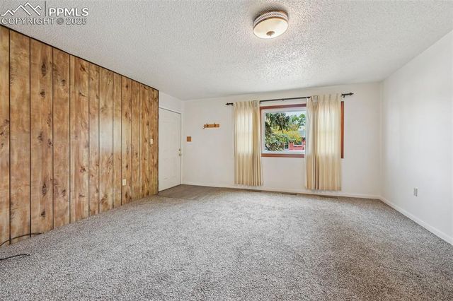 323 Maplewood Drive, Colorado Springs, CO 80907