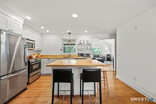 840 Westside Road, Cheshire, CT 06410