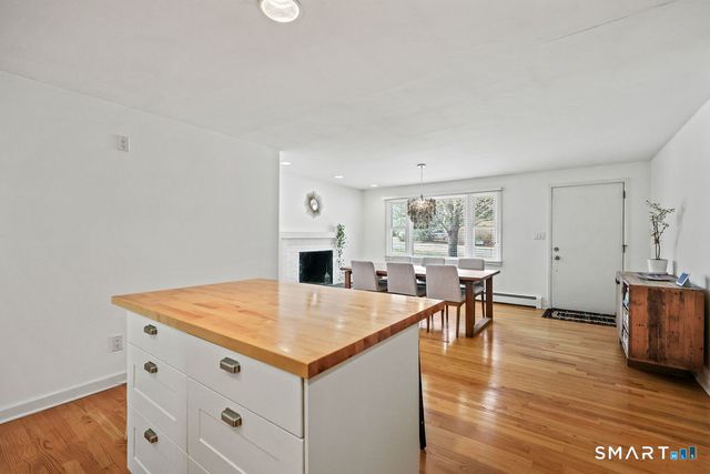 840 Westside Road, Cheshire, CT 06410