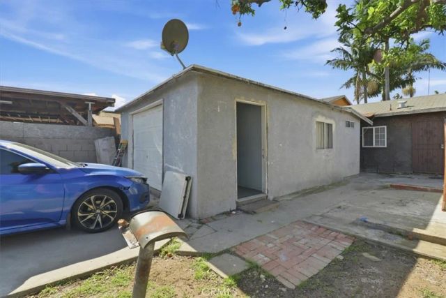 10223 S Grevillea Avenue, Inglewood, CA 90304