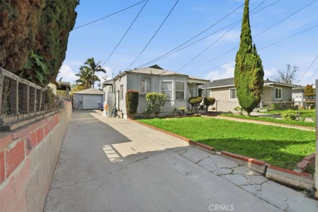 10223 S Grevillea Avenue, Inglewood, CA 90304