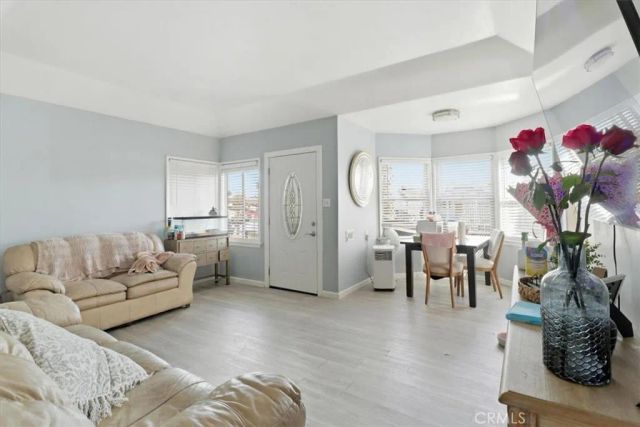 10223 S Grevillea Avenue, Inglewood, CA 90304