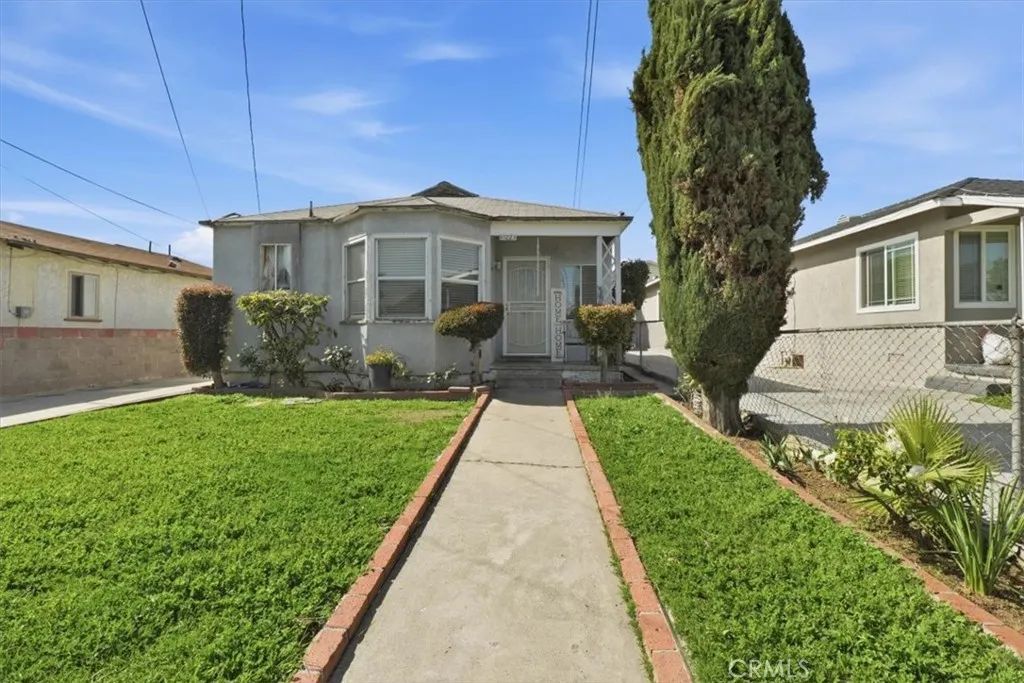 10223 S Grevillea Avenue, Inglewood, CA 90304