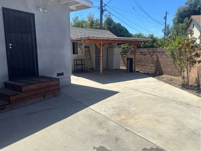 10339 Lev, Los Angeles, CA 91331