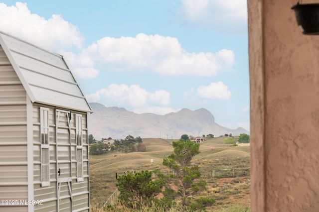 56 Cayuse Trail, Sonoita, AZ 85637