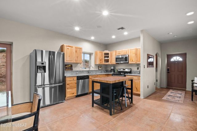 56 Cayuse Trail, Sonoita, AZ 85637