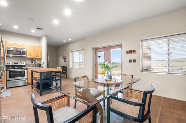 56 Cayuse Trail, Sonoita, AZ 85637