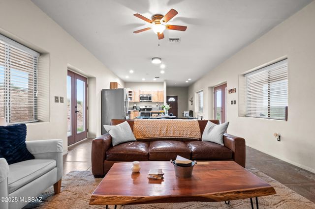 56 Cayuse Trail, Sonoita, AZ 85637