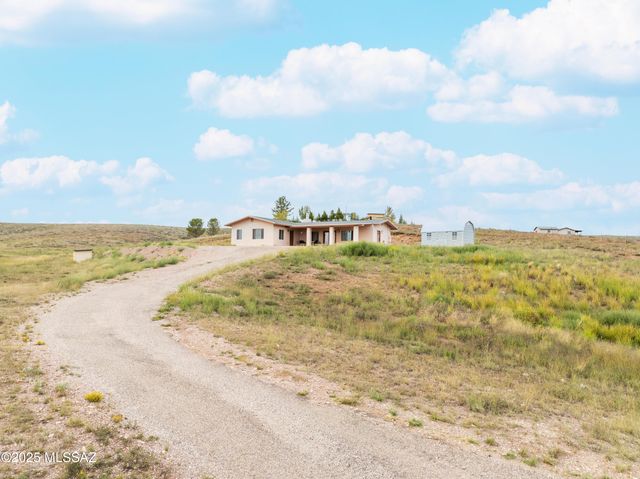 56 Cayuse Trail, Sonoita, AZ 85637
