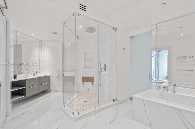 16047 Collins Ave 1703, Sunny Isles Beach, FL 33160