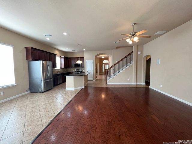25030 BUTTERMILK LN, San Antonio, TX 78255