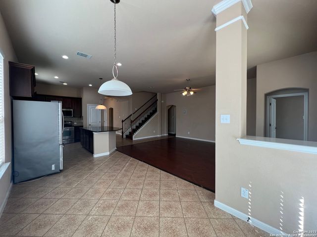 25030 BUTTERMILK LN, San Antonio, TX 78255