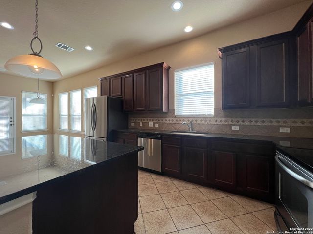 25030 BUTTERMILK LN, San Antonio, TX 78255