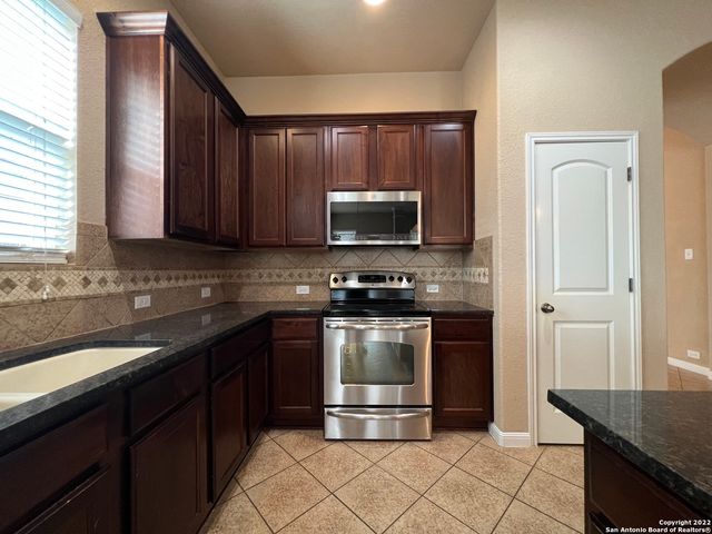 25030 BUTTERMILK LN, San Antonio, TX 78255