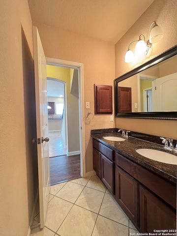 25030 BUTTERMILK LN, San Antonio, TX 78255