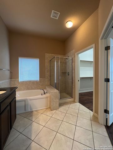 25030 BUTTERMILK LN, San Antonio, TX 78255