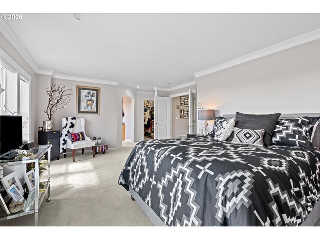 4701 CAMBRIDGE Ct, Lake Oswego, OR 97035