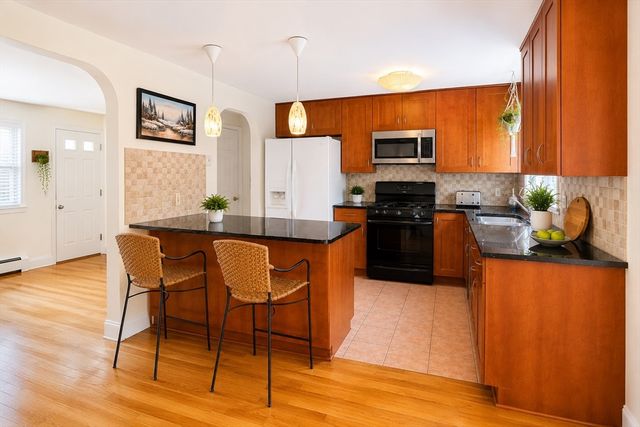 63 Vincent Rd, Dedham, MA 02026