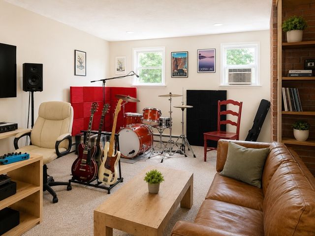 63 Vincent Rd, Dedham, MA 02026