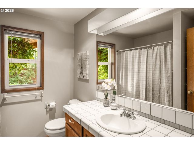 9255 Sw BROOKS BEND Pl, Portland, OR 97223