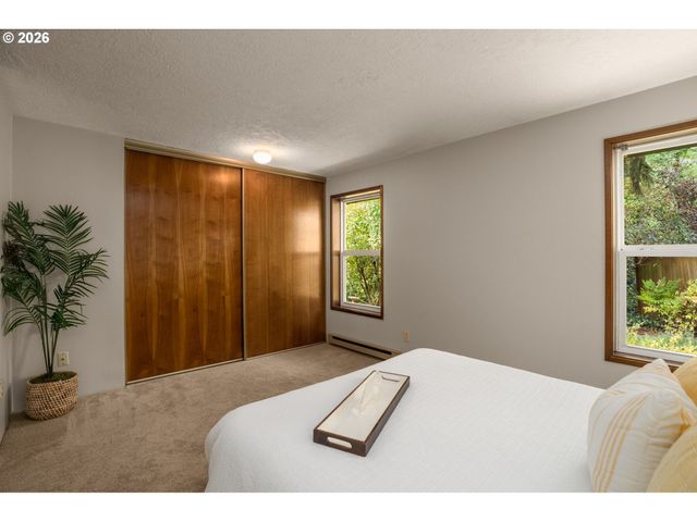 9255 Sw BROOKS BEND Pl, Portland, OR 97223