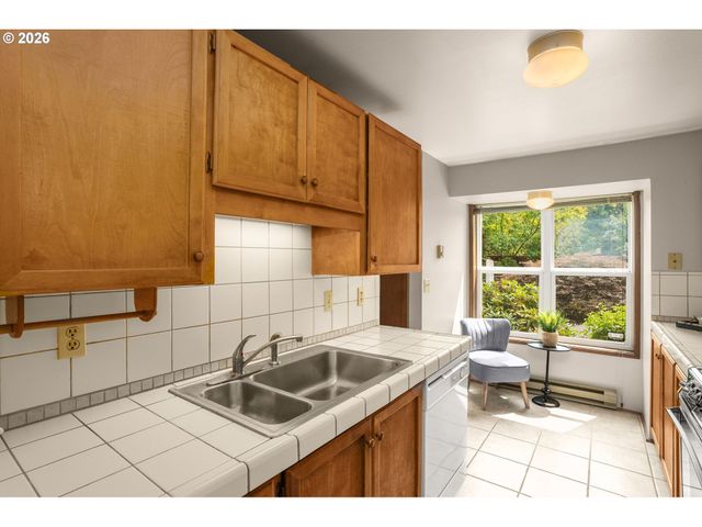 9255 Sw BROOKS BEND Pl, Portland, OR 97223