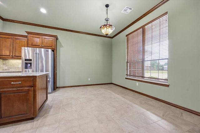 8728 NW 72nd Court, Warr Acres, OK 73132