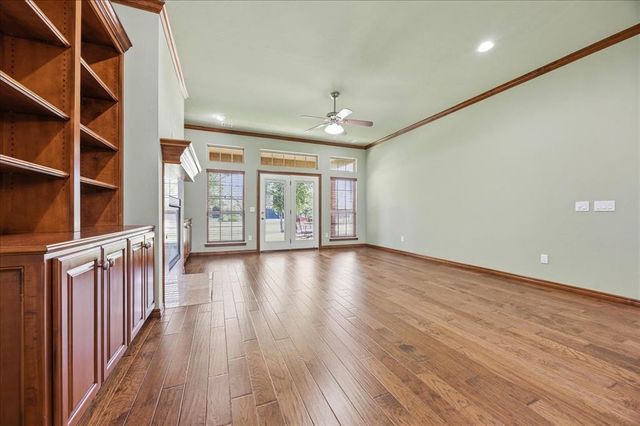 8728 NW 72nd Court, Warr Acres, OK 73132
