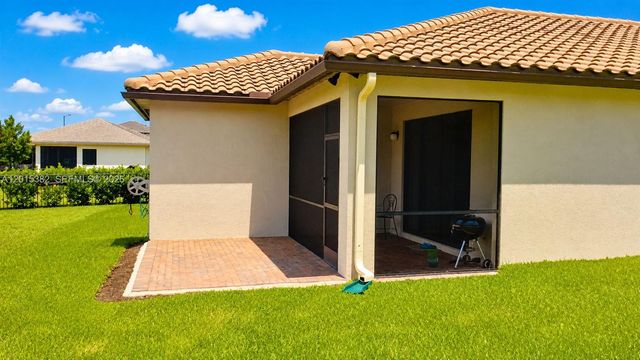 4989 OFANTO LN, Ave Maria, FL 34142