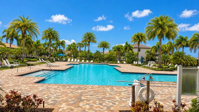 4989 OFANTO LN, Ave Maria, FL 34142