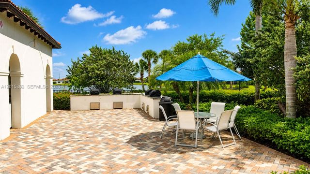 4989 OFANTO LN, Ave Maria, FL 34142