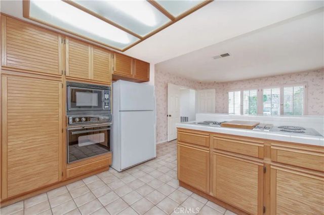 7 Del Rey 10, Irvine, CA 92612