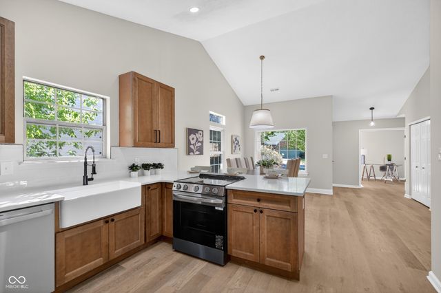 10807 Belair Drive, Carmel, IN 46280