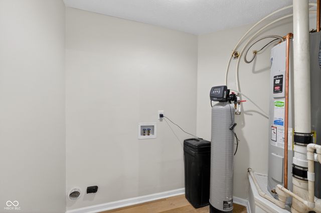 10807 Belair Drive, Carmel, IN 46280