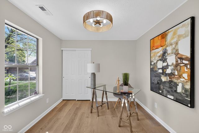 10807 Belair Drive, Carmel, IN 46280