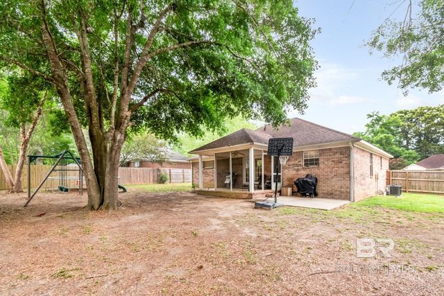 7547 Elizabeth Drive, Daphne, AL 36526