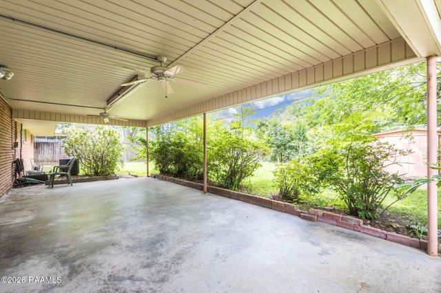 1442 Holly Drive, Opelousas, LA 70570