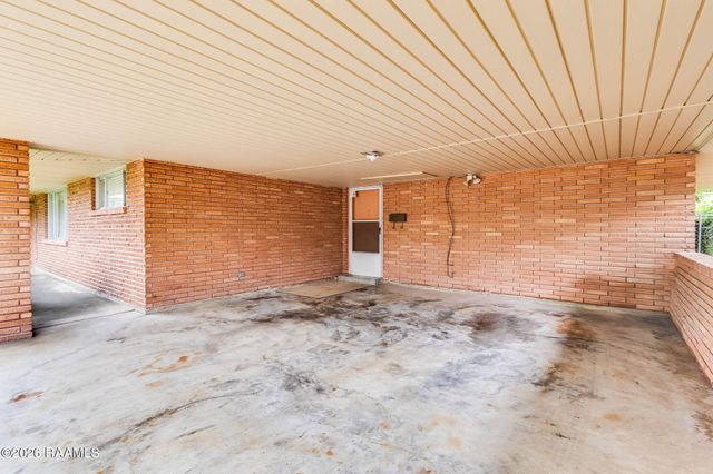 1442 Holly Drive, Opelousas, LA 70570