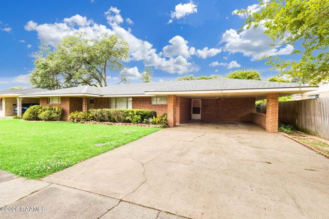 1442 Holly Drive, Opelousas, LA 70570