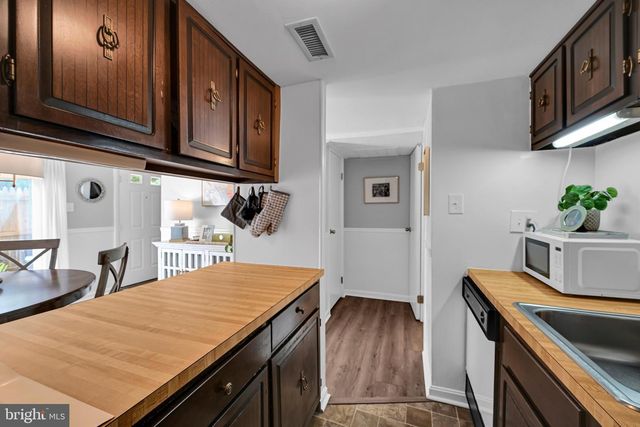 75 PARK VALLEI LN, Brookhaven, PA 19015