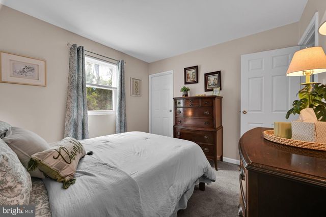 75 PARK VALLEI LN, Brookhaven, PA 19015