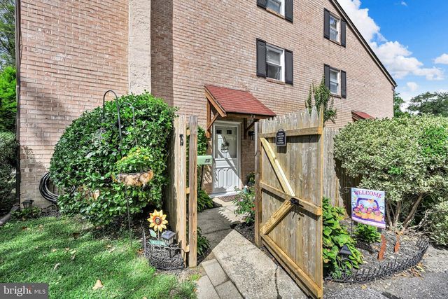 75 PARK VALLEI LN, Brookhaven, PA 19015