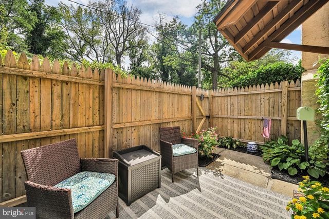 75 PARK VALLEI LN, Brookhaven, PA 19015