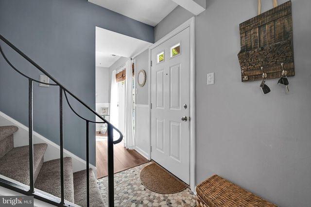 75 PARK VALLEI LN, Brookhaven, PA 19015