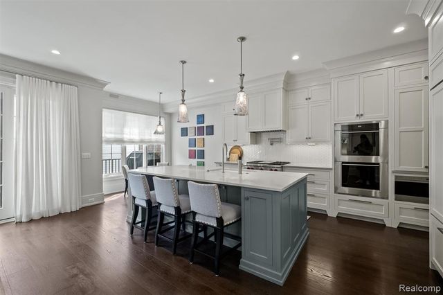 615 W Brown Street, Birmingham, MI 48009